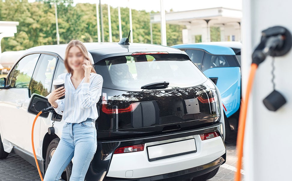 探索未來能源網(wǎng)絡的新藍海：汽車充電樁加盟的市場潛力評估